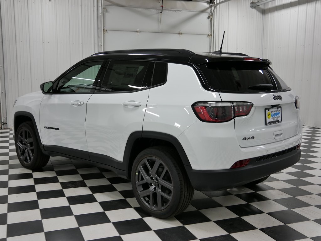 2025 Jeep Compass Limited photo 3