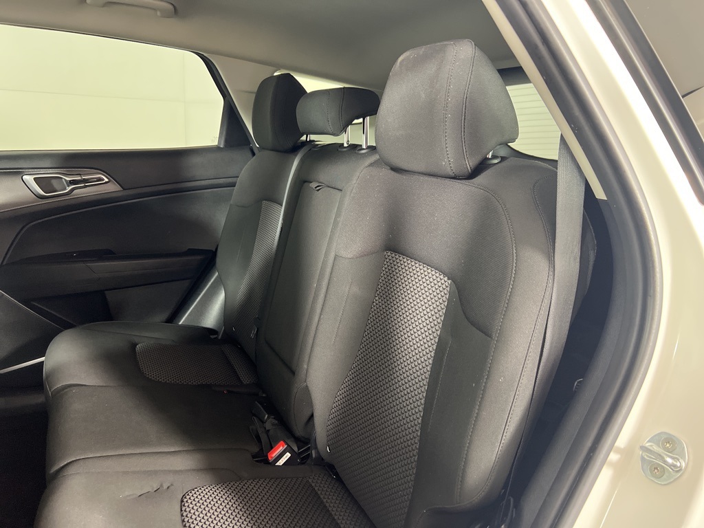 2023 Kia Sportage LX photo 5