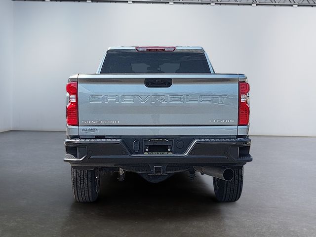 2024 Chevrolet Silverado 2500HD Custom photo 4