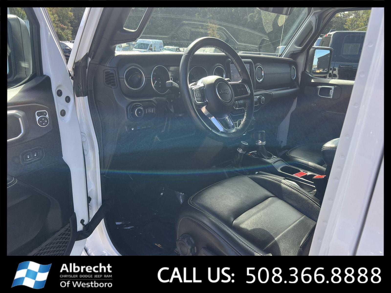 2022 Jeep Wrangler Unlimited Sahara 4xe photo 9