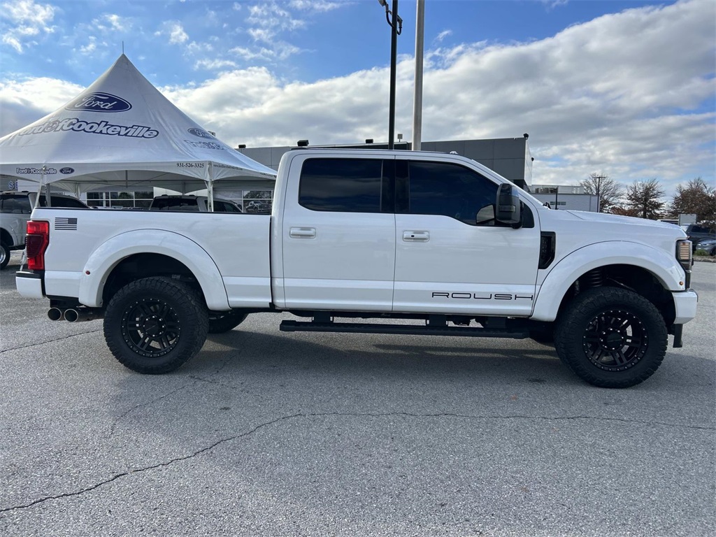 2022 Ford F-250 Lariat photo 2