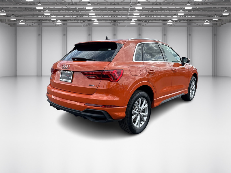 2023 Audi Q3 45 TFSI S line Premium photo 7
