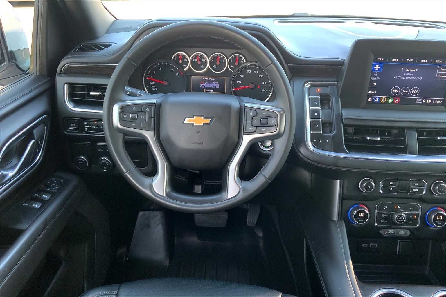 2023 Chevrolet Tahoe LS photo 5