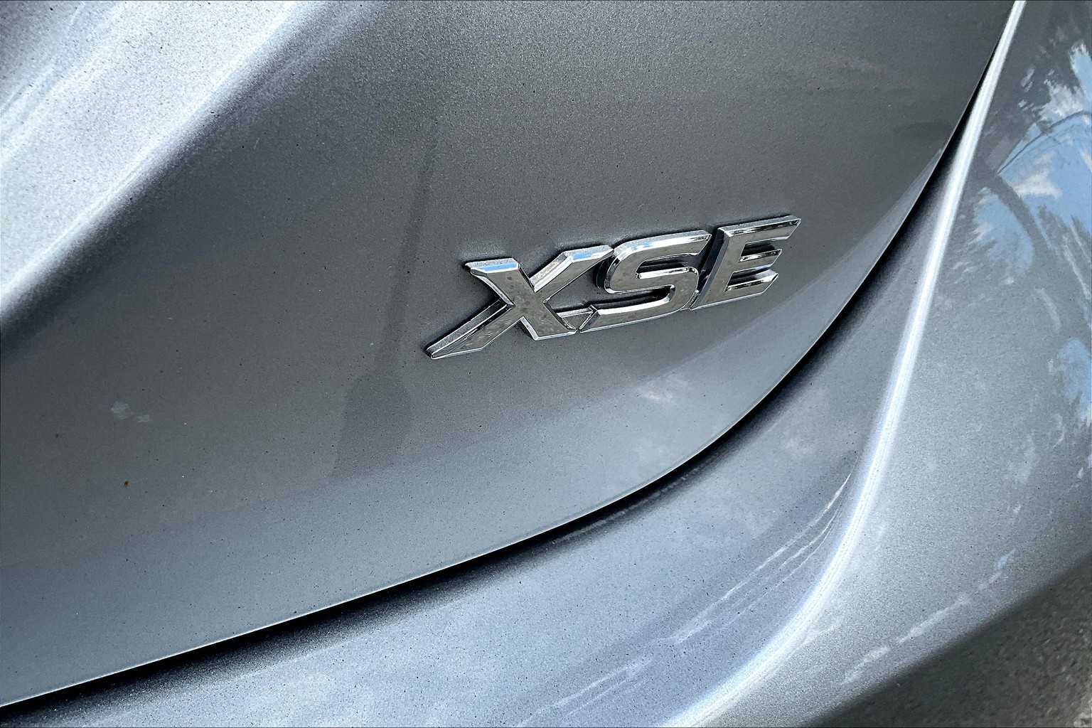 2024 Toyota Camry XSE photo 9