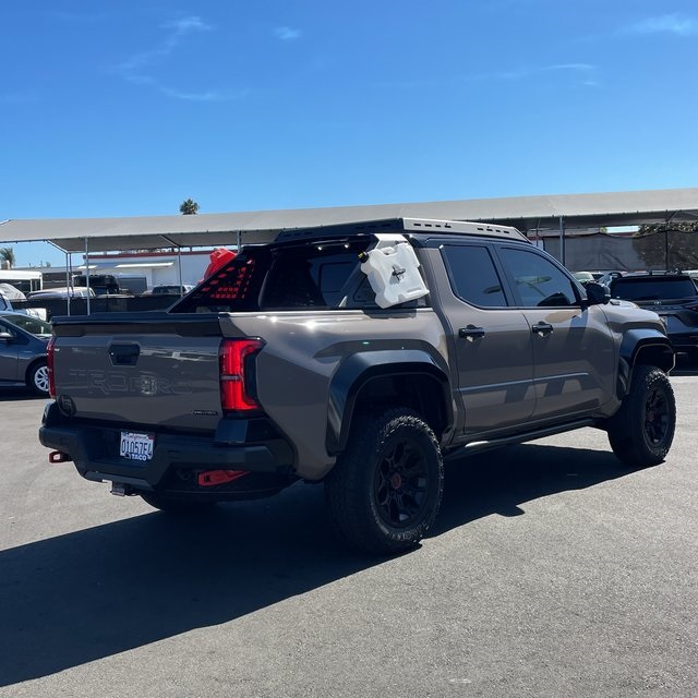 2025 Toyota Tacoma TRD Pro 4x4 photo 4