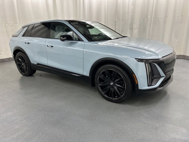 2025 Cadillac LYRIQ Sport 2