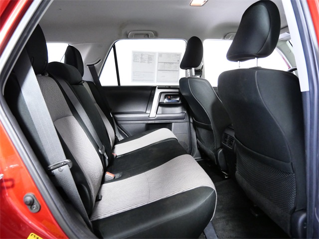 2018 Toyota 4Runner SR5 photo 11