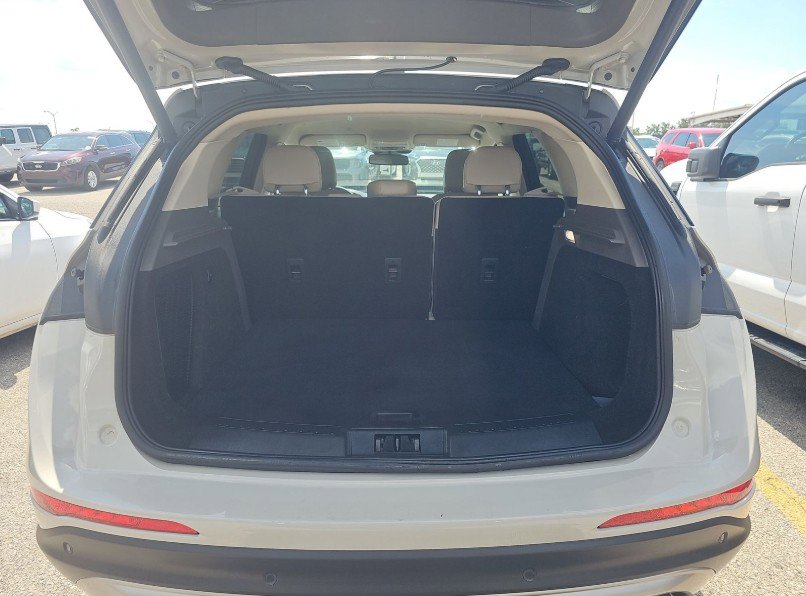 2022 Lincoln Corsair Standard photo 3