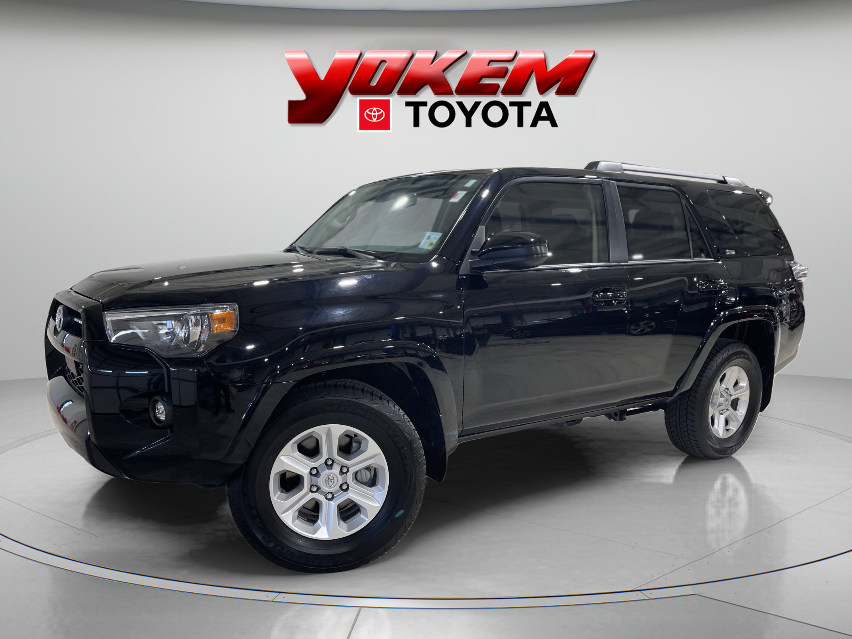 2024 Toyota 4Runner SR5's photo