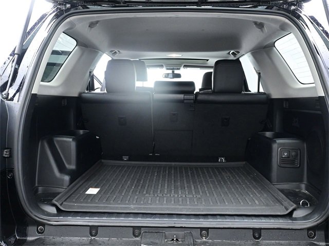 2018 Toyota 4Runner SR5 photo 24