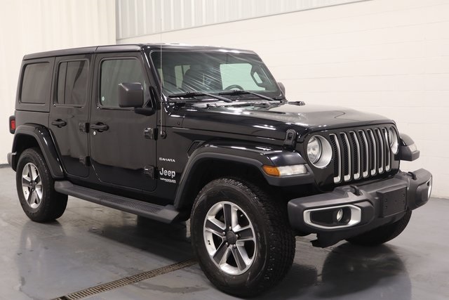 2019 Jeep Wrangler Unlimited Sahara photo 2