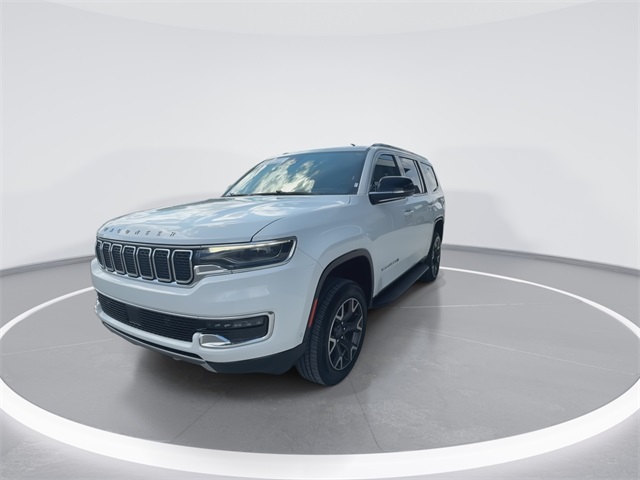 2023 Jeep Wagoneer Series III photo 2