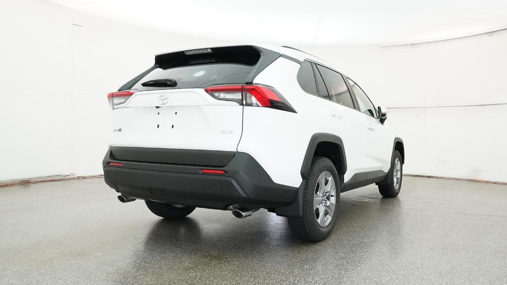 2025 Toyota RAV4 XLE photo 20