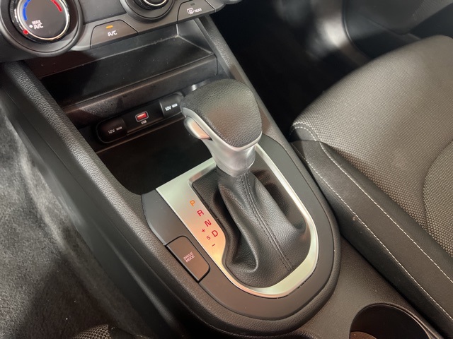 2023 Kia Forte LXS photo 19