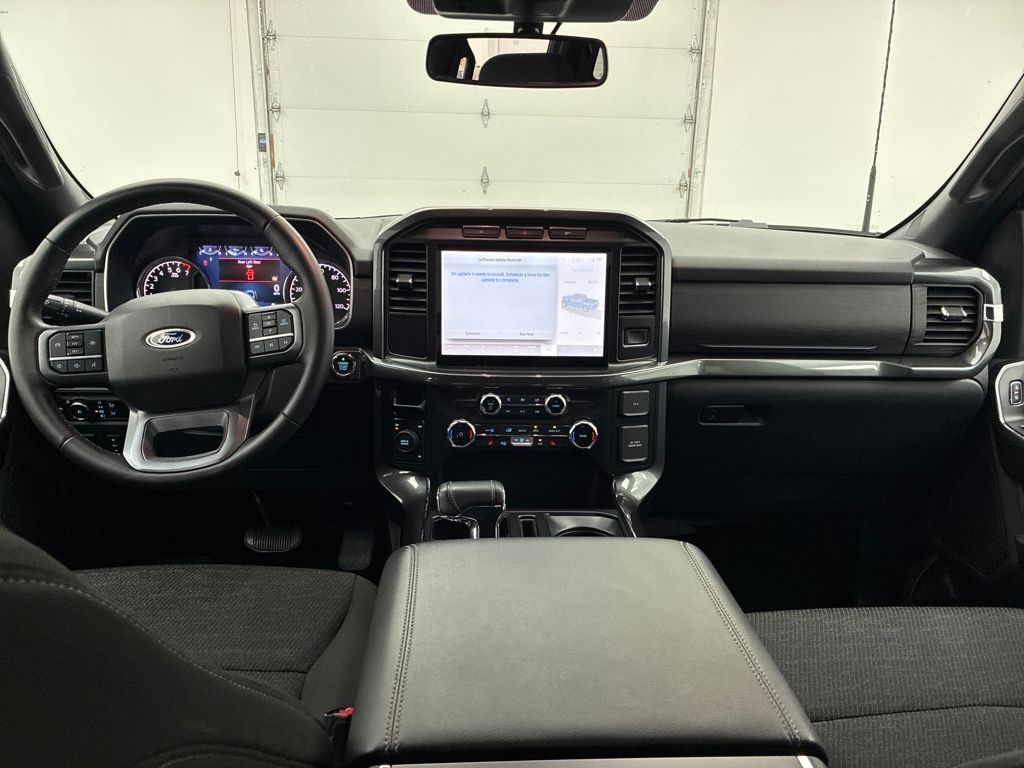 2023 Ford F-150 XLT photo 10