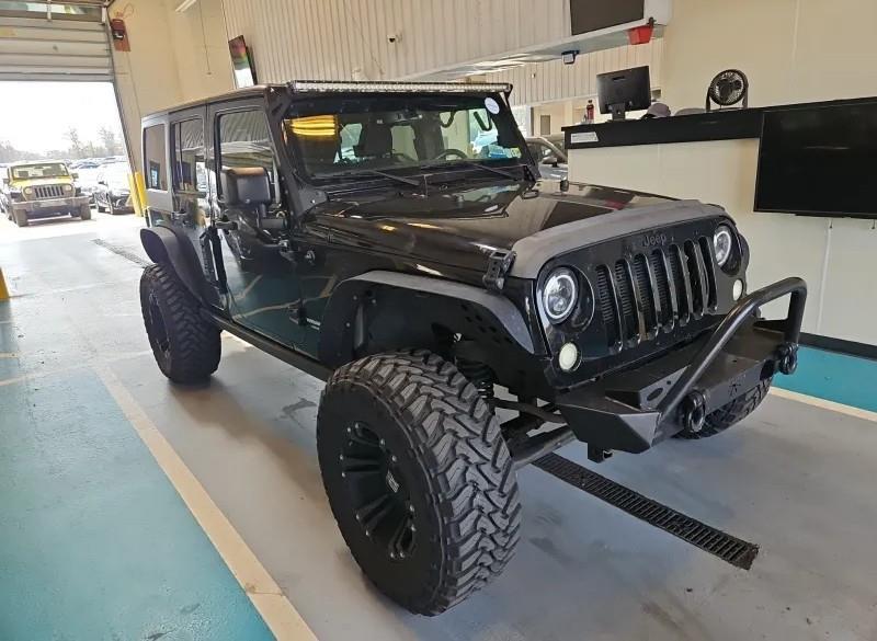 2015 Jeep Wrangler Unlimited Sport photo 2