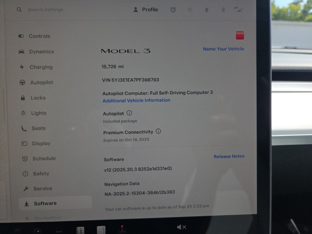 2023 Tesla Model 3 photo 4