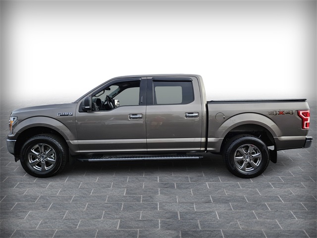 2020 Ford F-150 XLT photo 4
