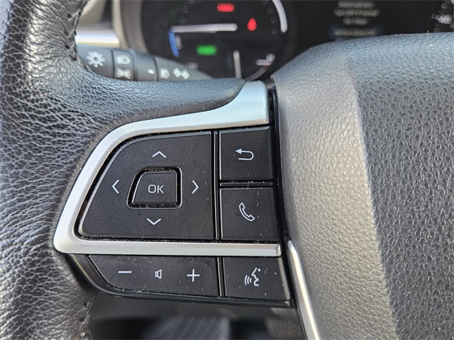 2024 Toyota Sienna XLE photo 26