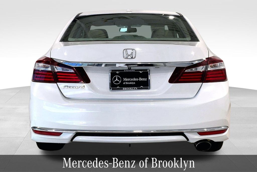 2016 Honda Accord EX-L photo 4