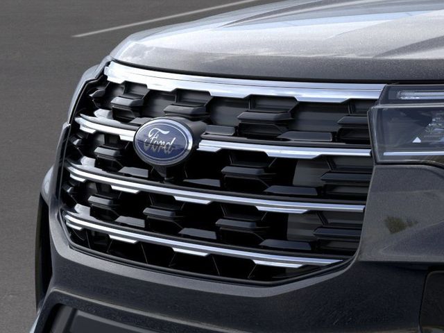 2025 Ford Explorer photo 16