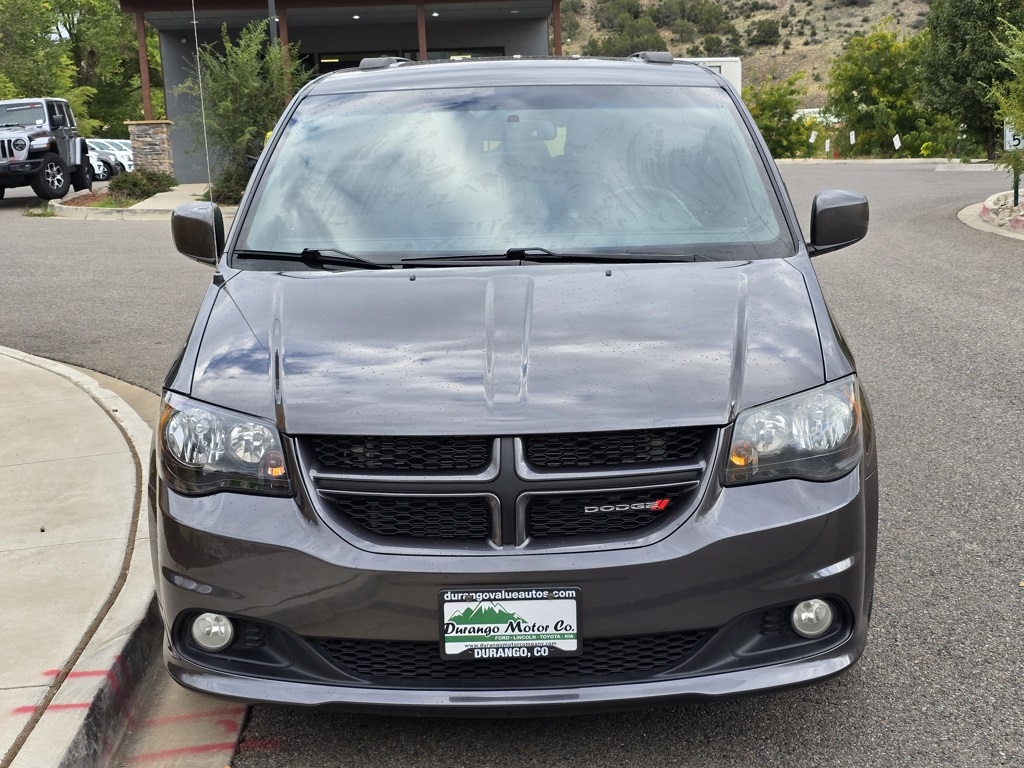 2017 Dodge Grand Caravan GT photo 3