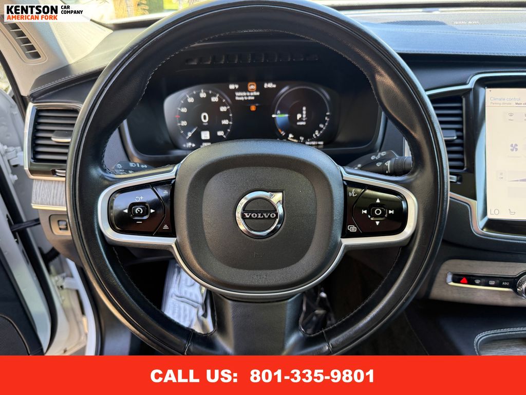 2022 Volvo XC90 Recharge T8 Inscription photo 16
