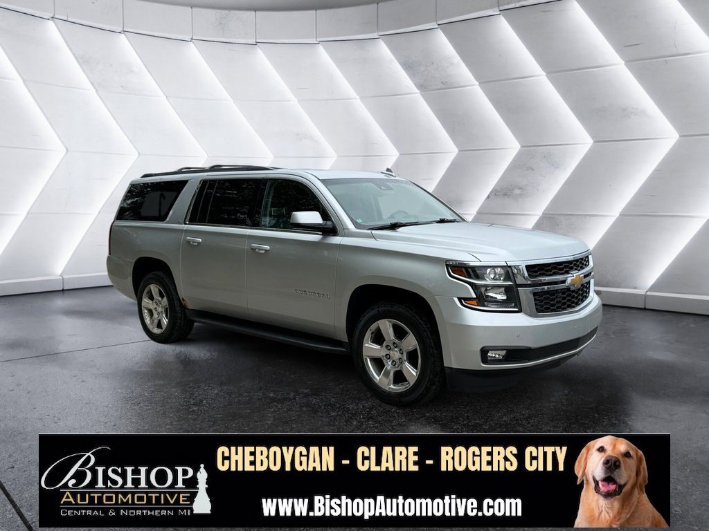 2016 Chevrolet Suburban LT photo 15