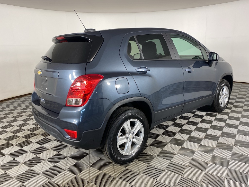 2022 Chevrolet Trax LS photo 7