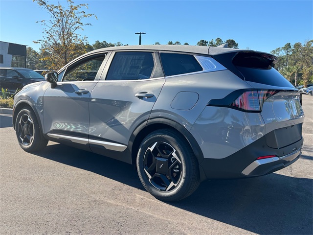 2026 Kia Sportage EX photo 4