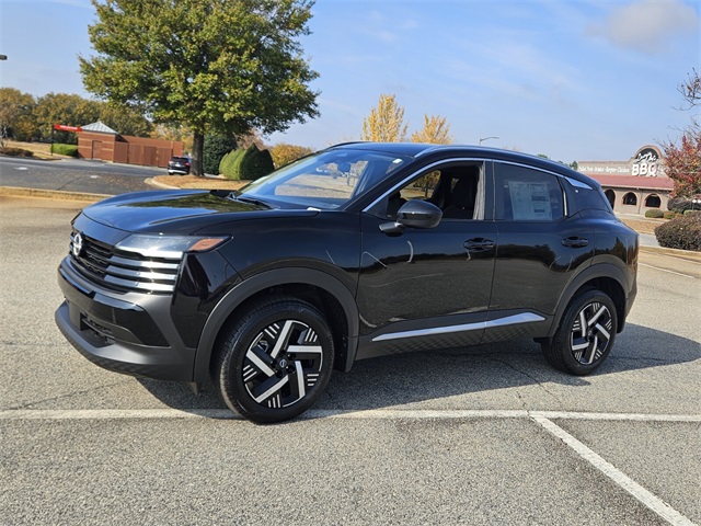 2026 Nissan Kicks SV photo 2