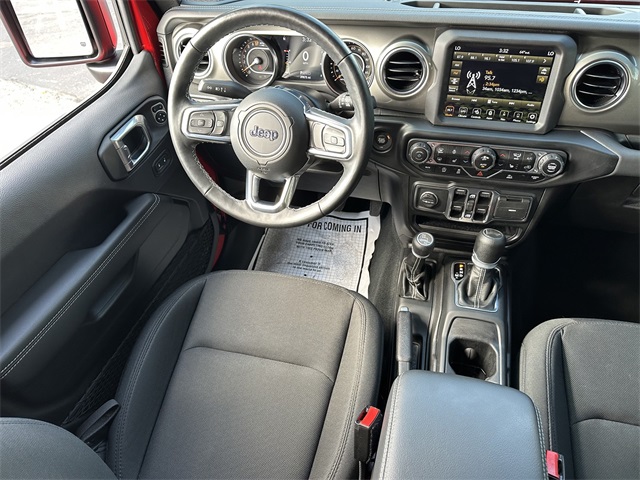 2022 Jeep Wrangler Unlimited Sahara photo 16