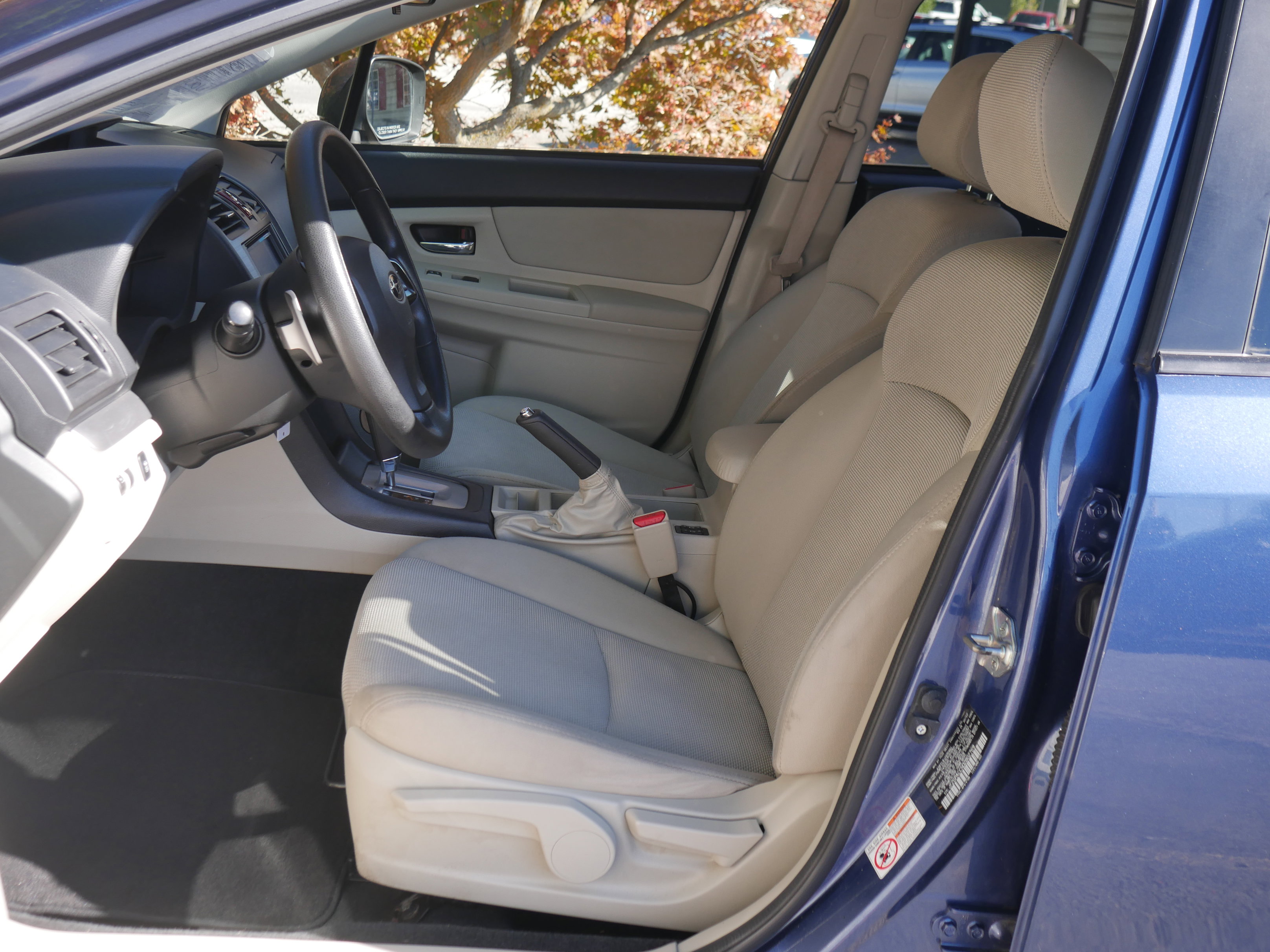 2013 Subaru Crosstrek Premium photo 2