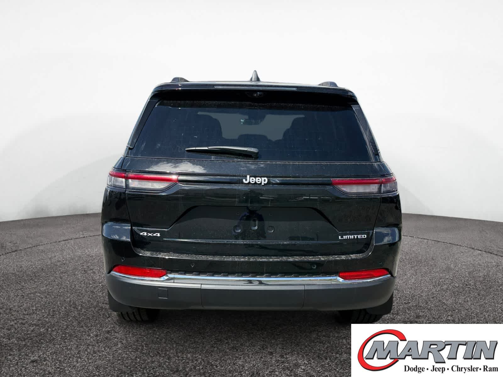 2025 Jeep Grand Cherokee Limited photo 4