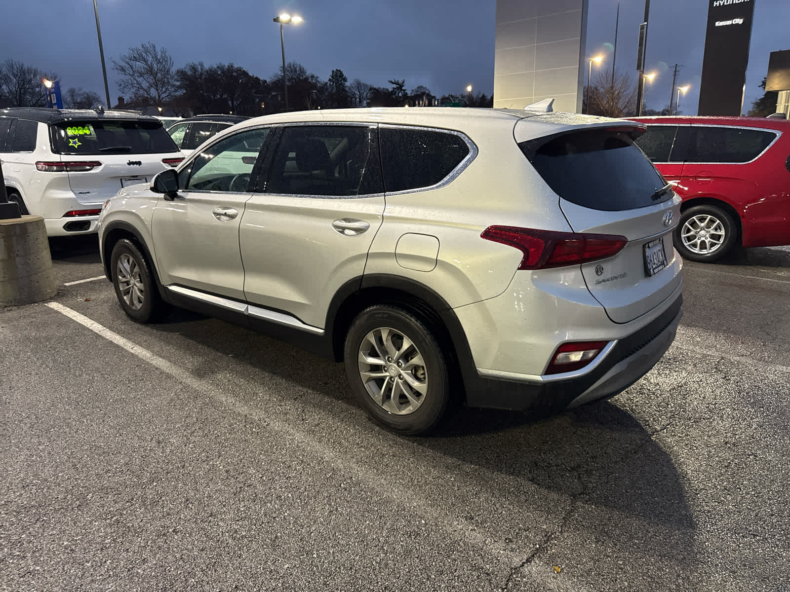 2019 Hyundai Santa Fe SEL photo 3