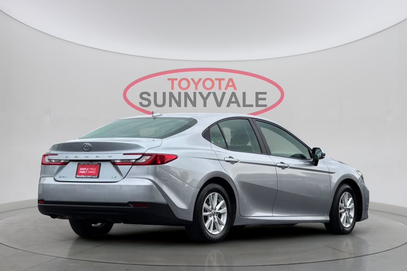 2025 Toyota Camry LE photo 2