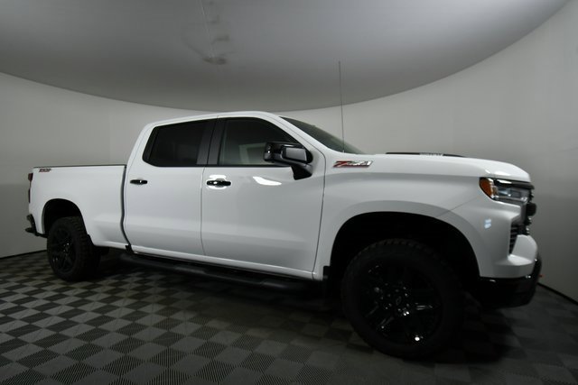 2025 Chevrolet Silverado 1500 LT Trail Boss photo 8
