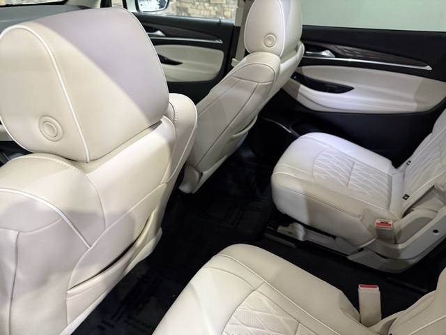 2022 Buick Enclave Avenir photo 24