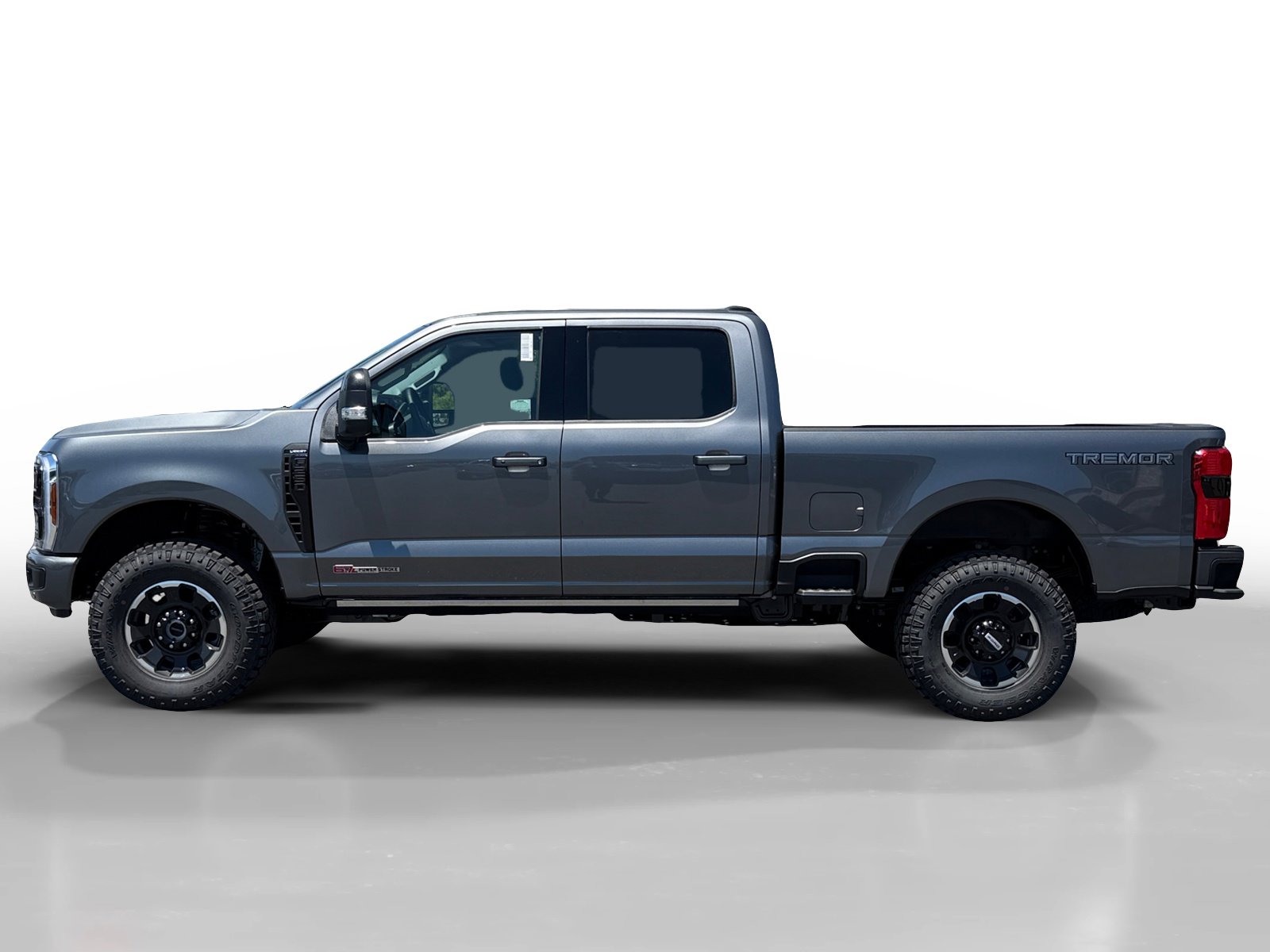 2025 Ford F-250 Lariat photo 2