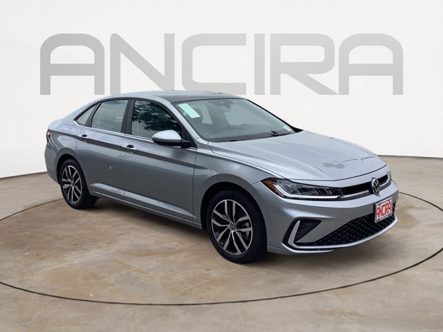 2025 Volkswagen Jetta SE's photo