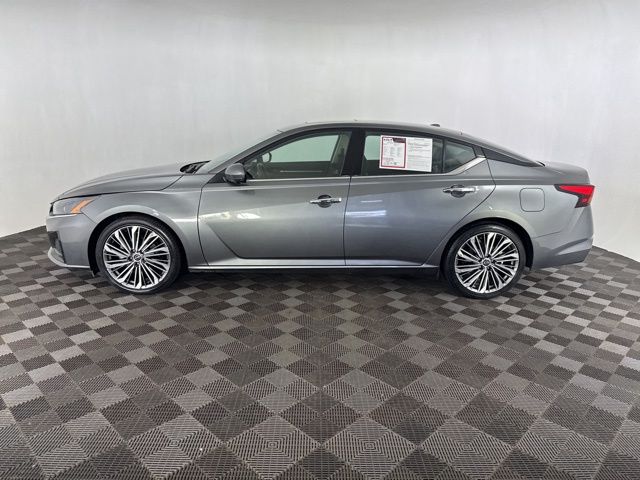 2023 Nissan Altima 2.5 SL photo 8