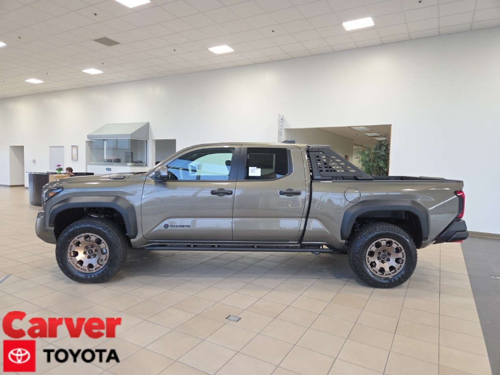 2025 Toyota Tacoma Trailhunter's photo