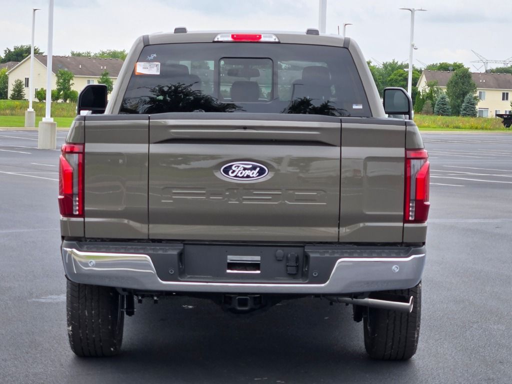 2025 Ford F-150 Lariat photo 12
