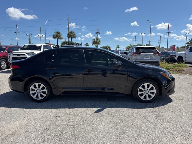 Used 2024 Toyota Corolla LE with VIN 5YFB4MDE3RP118296 for sale in Kansas City