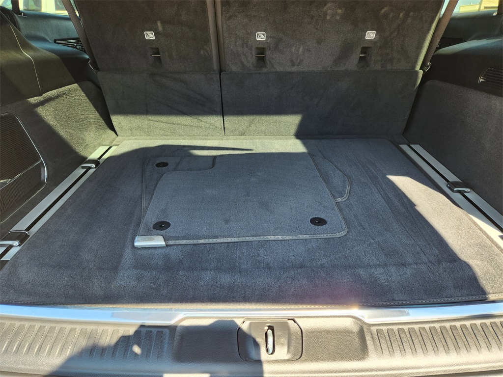 2024 Jeep Grand Wagoneer L II photo 23