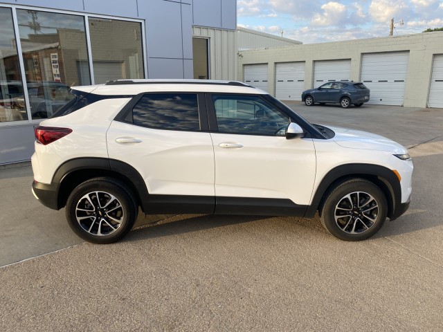 Used 2025 Chevrolet Trailblazer LT with VIN KL79MRSLXSB034586 for sale in Kansas City