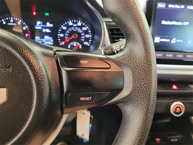 2023 Kia Rio LX photo 22