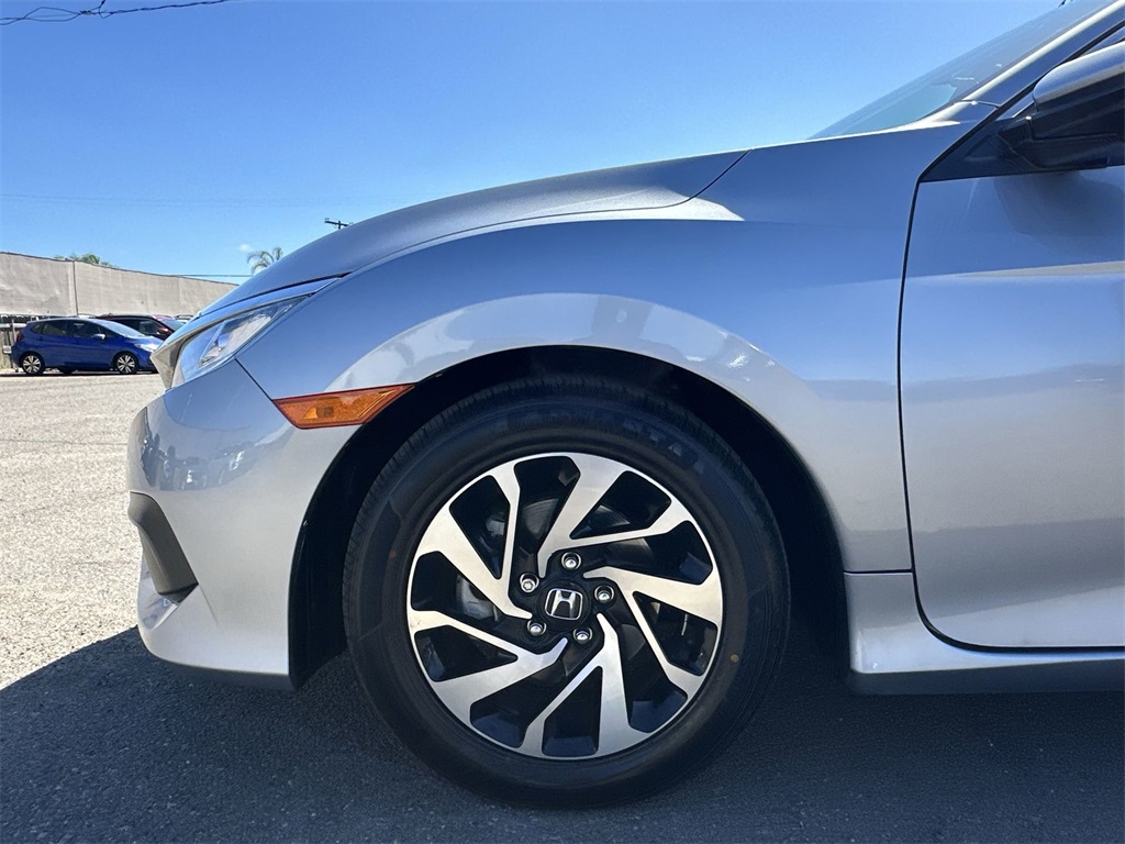 2018 Honda Civic LX photo 18