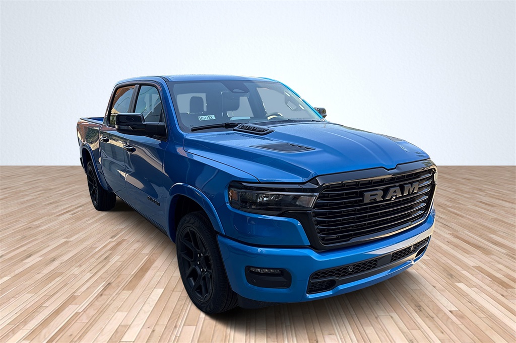 2025 Ram 1500 Laramie photo 3