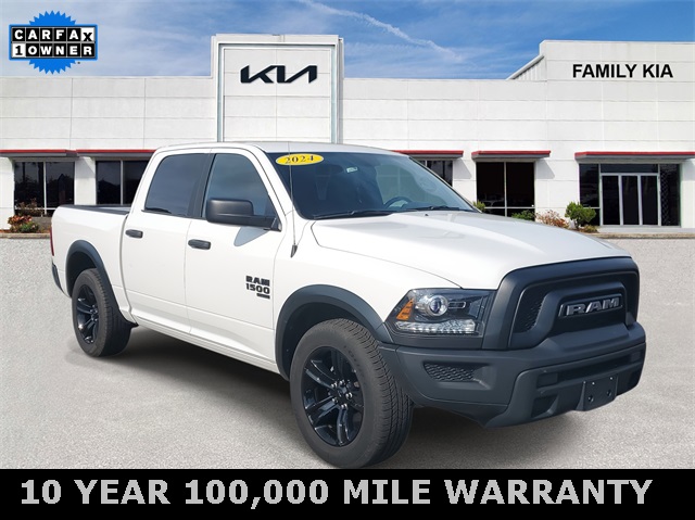 2024 RAM Ram 1500 Classic Warlock's photo